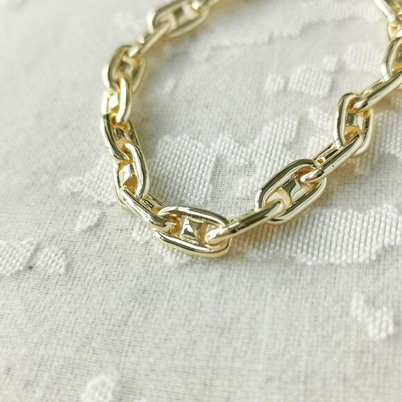 Kendra Scott Bailey Gold Chain Bracelet - Picture 2 of 3
